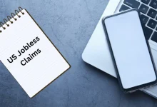 US Jobless Claims Drop Unexpectedly: Crypto Market Braces for Volatility